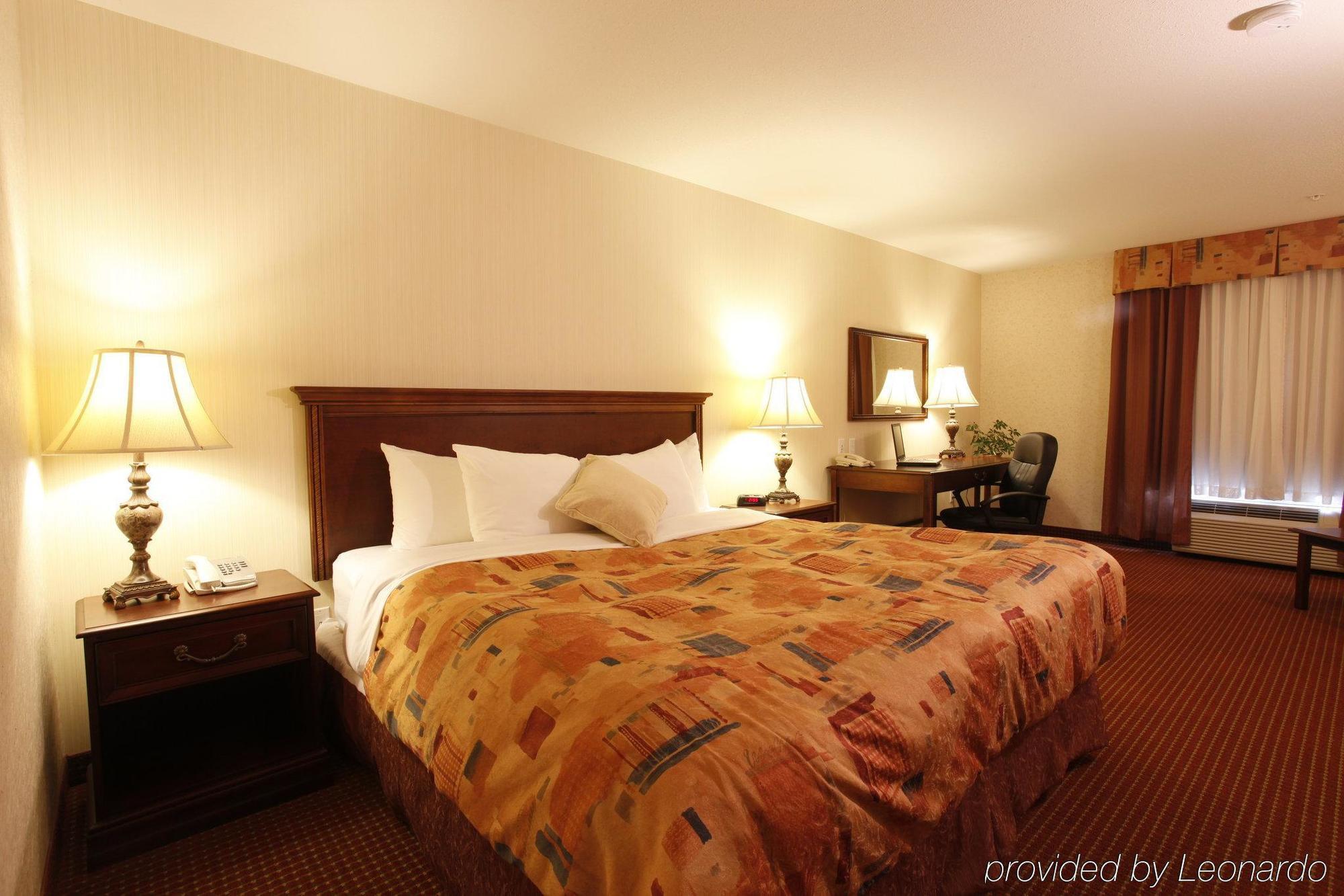 Pomeroy Inn And Suites Chetwynd Exteriér fotografie