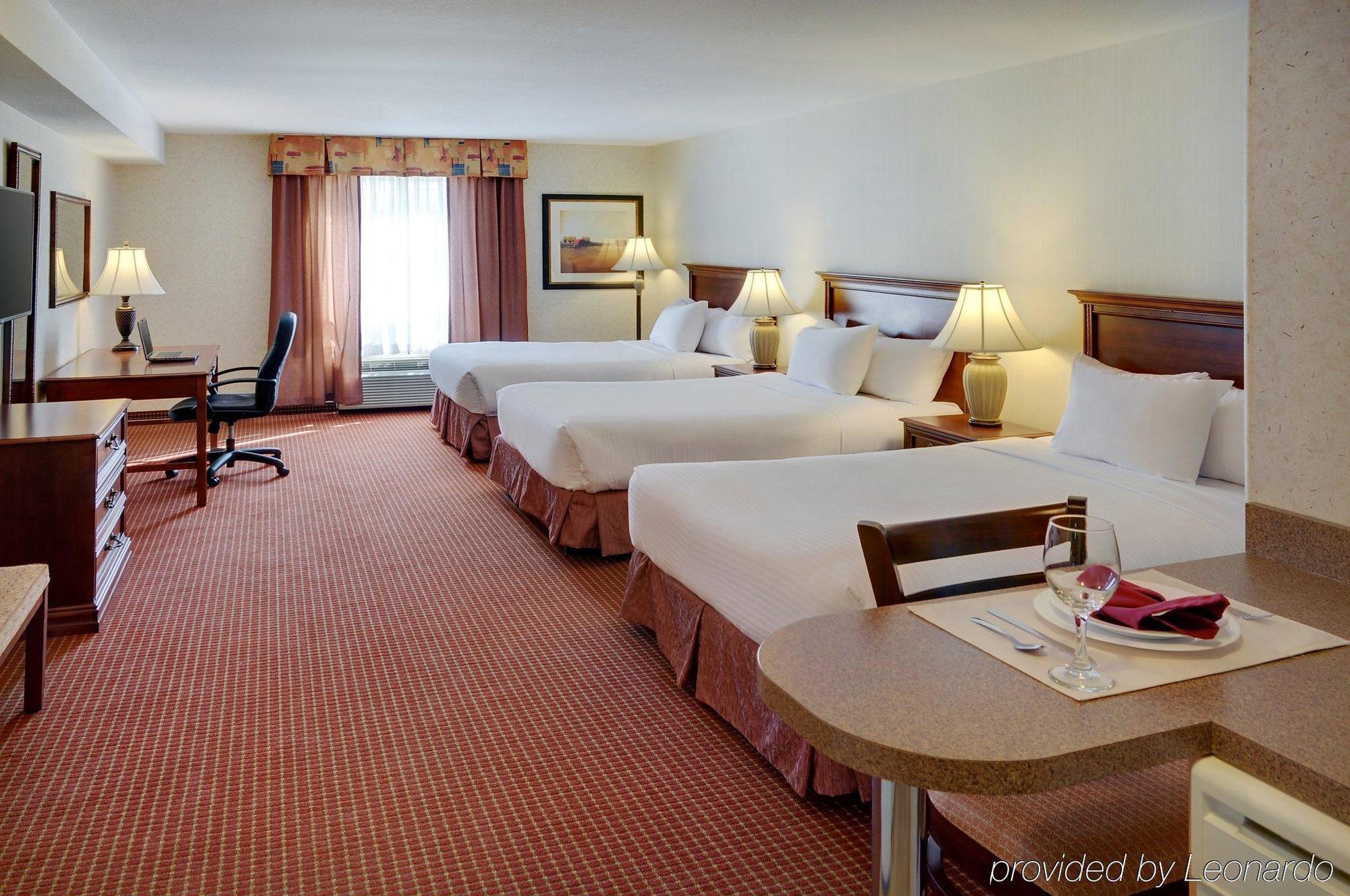 Pomeroy Inn And Suites Chetwynd Exteriér fotografie